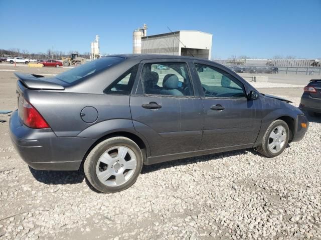 2005 Ford Focus ZX4