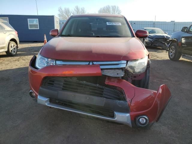 2015 Mitsubishi Outlander SE