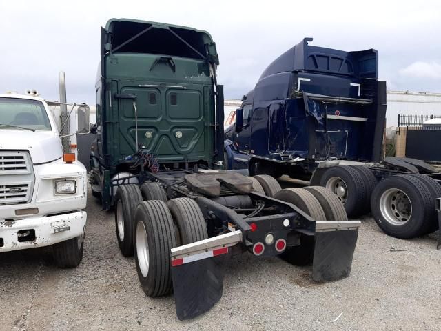 2015 Freightliner Cascadia 113