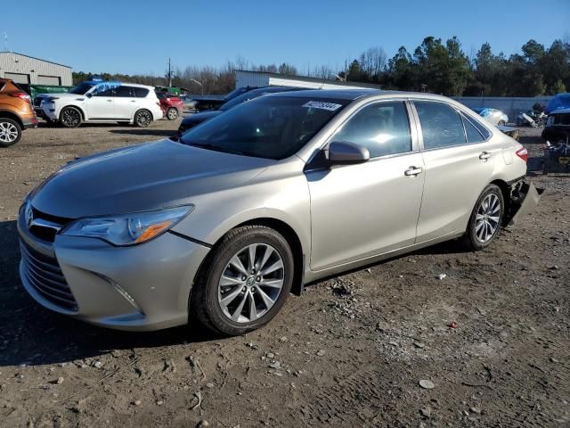 2015 Toyota Camry Hybrid