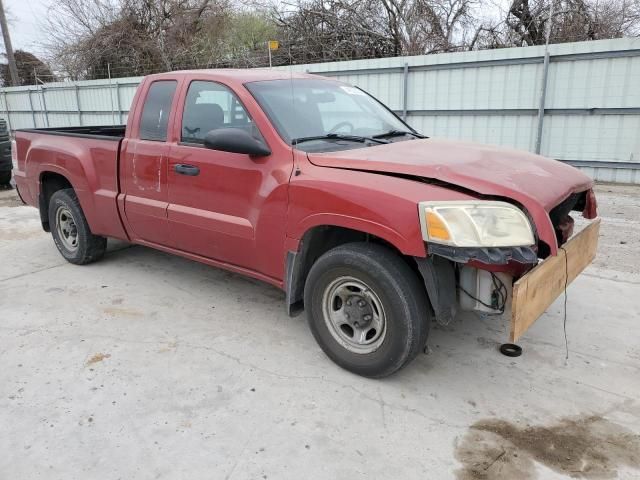 2007 Mitsubishi Raider LS