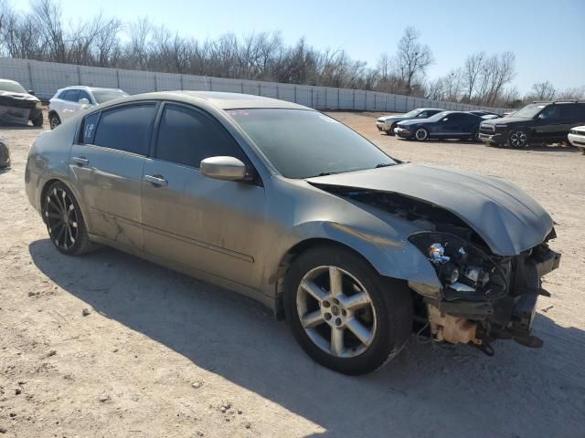 2004 Nissan Maxima SE