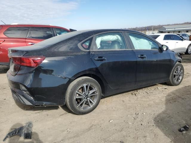 2022 KIA Forte FE