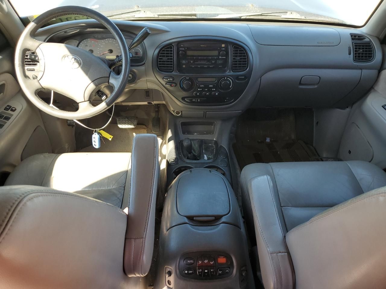 2003 Toyota Sequoia SR5