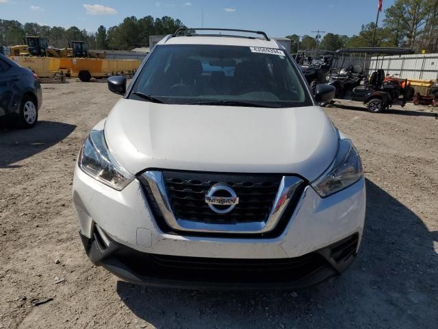 2019 Nissan Kicks S