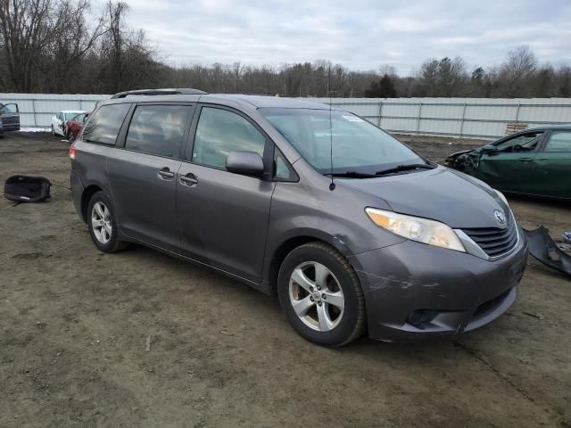 2011 Toyota Sienna LE