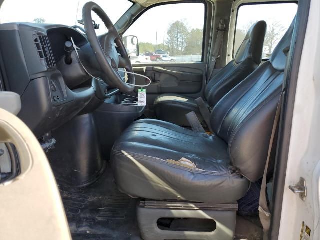 2005 GMC Savana G3500