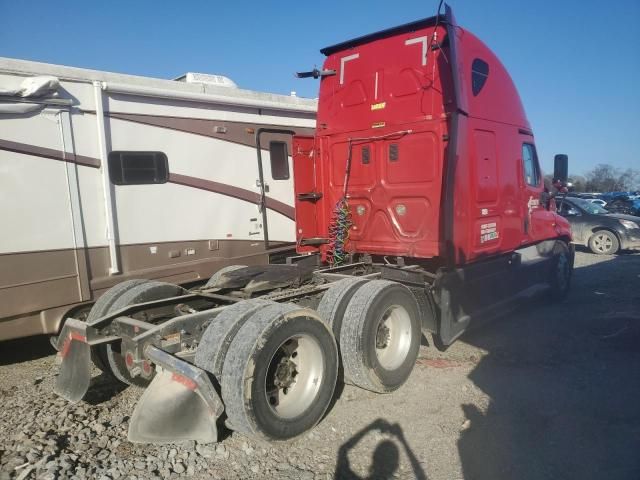 2015 Freightliner Cascadia 125