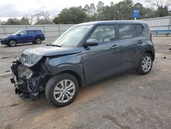 KIA Soul salvage cars for sale: 2022 KIA Soul LX