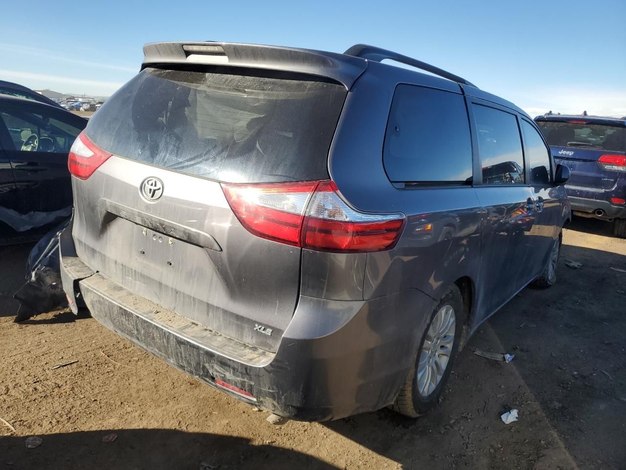 2015 Toyota Sienna xle