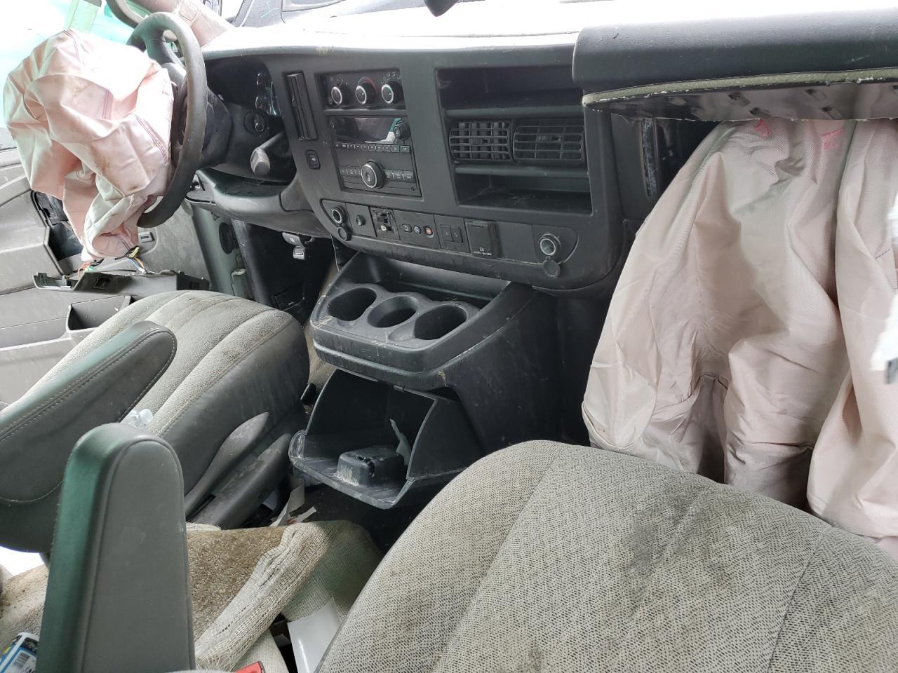 2019 Chevrolet Express G3500 LT