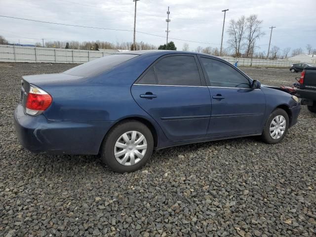 2005 Toyota Camry LE