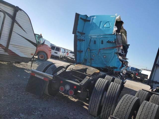 2023 Freightliner Cascadia 126