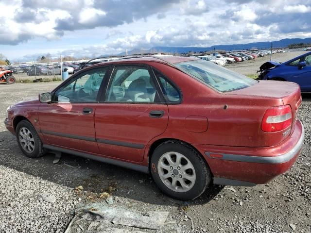 2000 Volvo S40