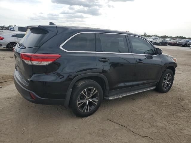 2019 Toyota Highlander LE