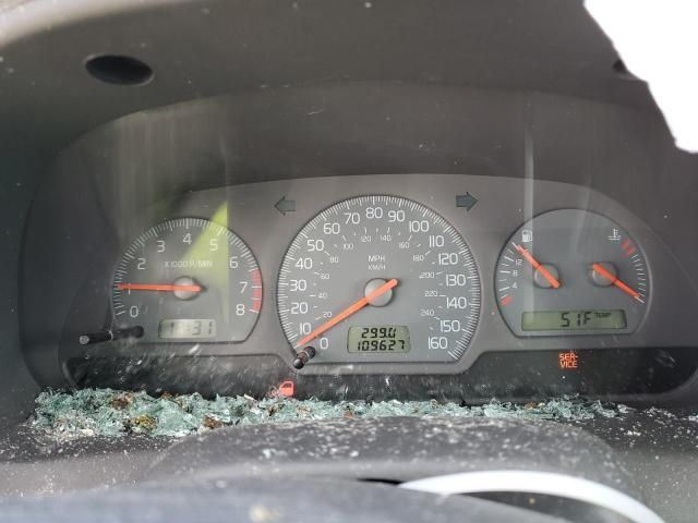 2000 Volvo S40