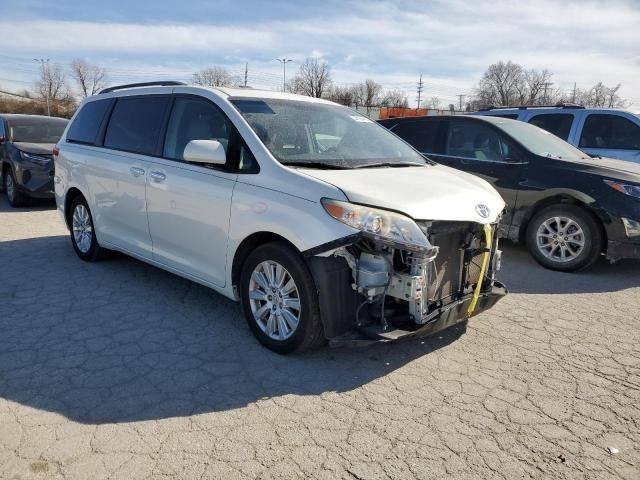 2011 Toyota Sienna XLE