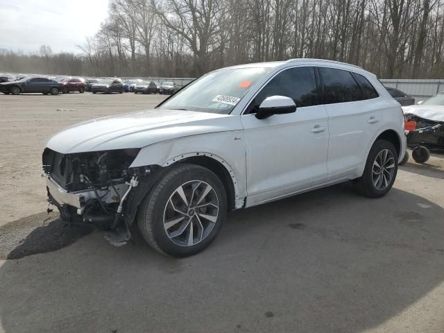 2022 Audi Q5 Premium Plus 45