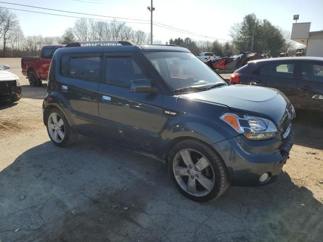 2010 KIA Soul +