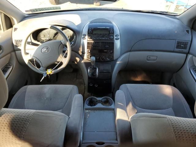 2008 Toyota Sienna CE