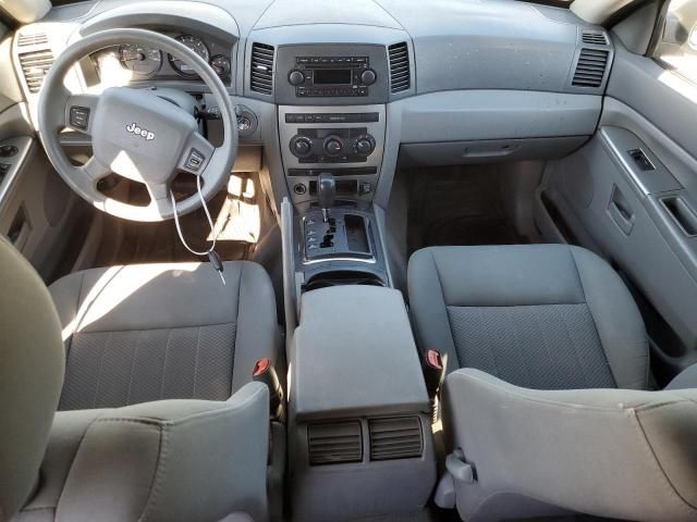 2005 Jeep Grand Cherokee Laredo