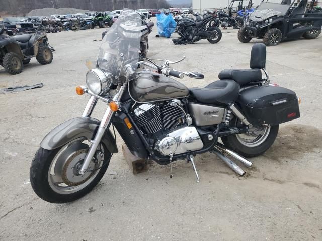 2006 Honda VT1100 C2