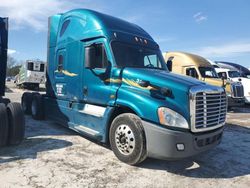 Vehiculos salvage en venta de Copart Savannah, GA: 2015 Freightliner Cascadia 125