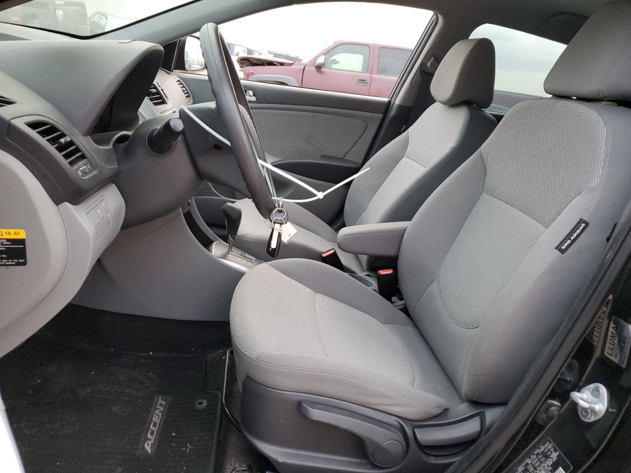 2013 Hyundai Accent gls