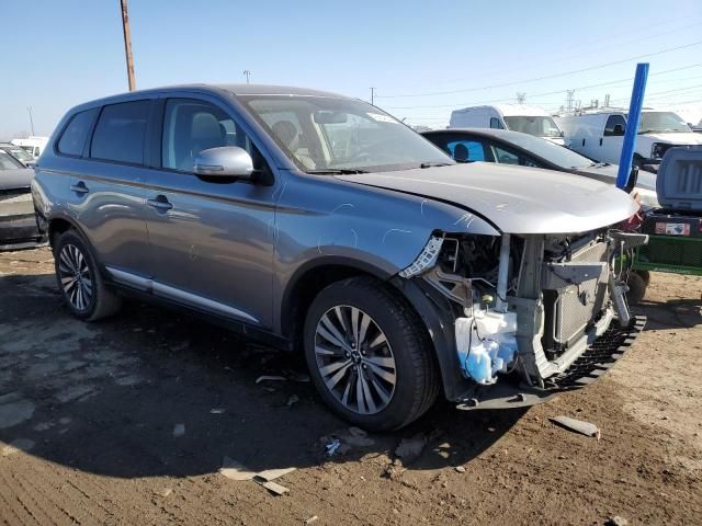 2019 Mitsubishi Outlander SE