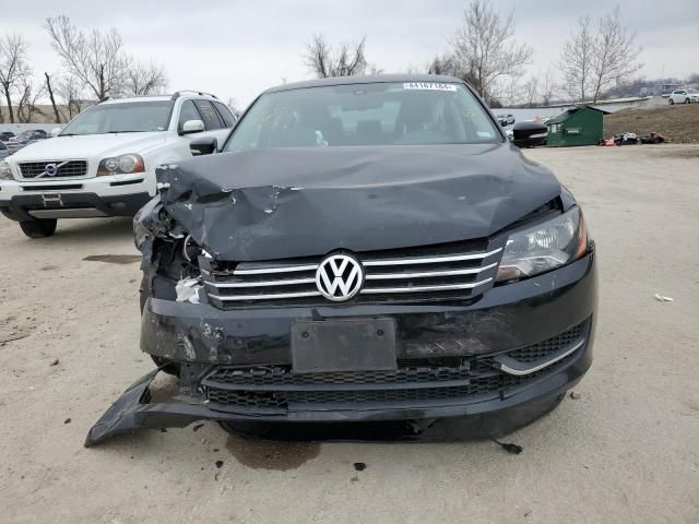 2014 Volkswagen Passat SE