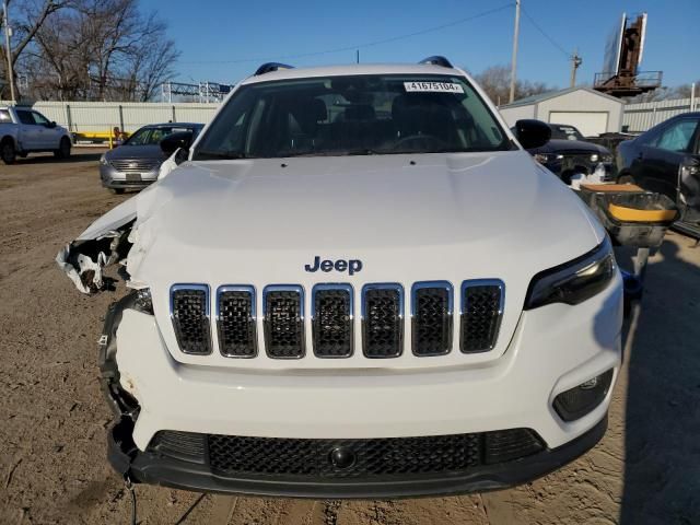 2022 Jeep Cherokee Latitude LUX