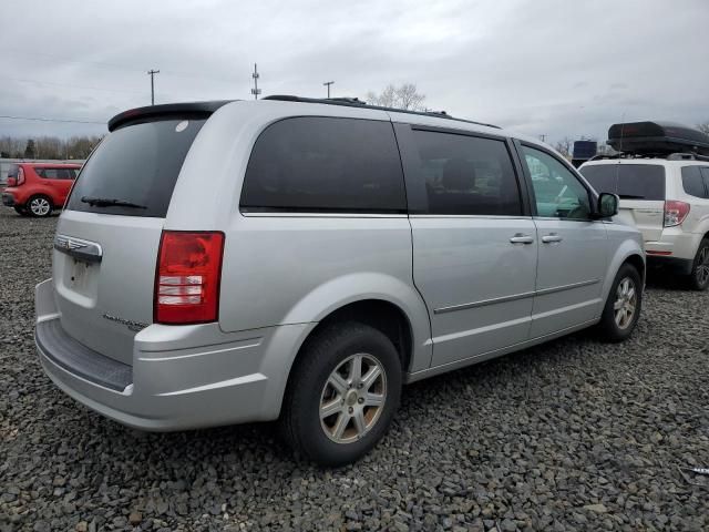 2010 Chrysler Town & Country Touring