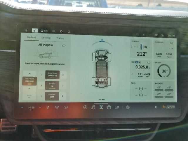 2023 Rivian R1S Adventure