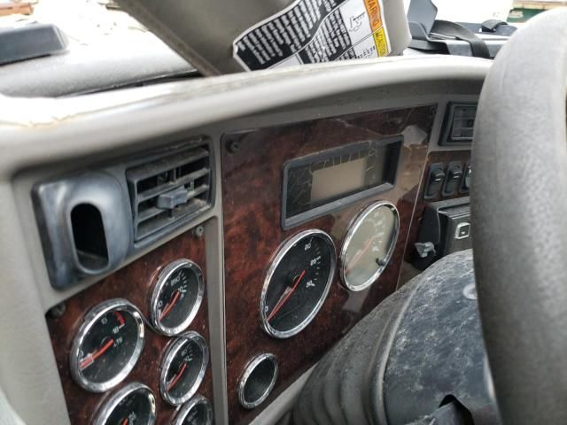 2022 Kenworth Construction T270