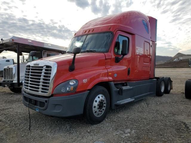 2017 Freightliner Cascadia 125