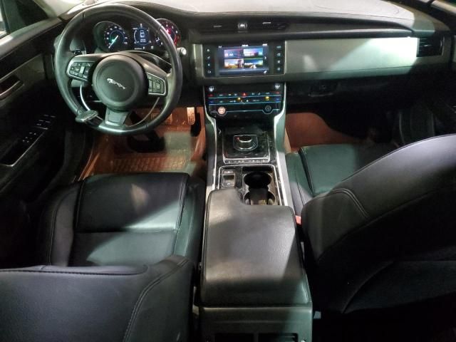 2018 Jaguar XF Premium