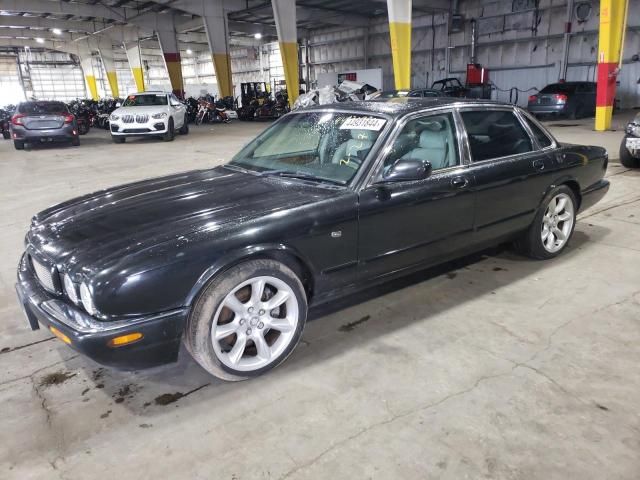 2000 Jaguar XJR