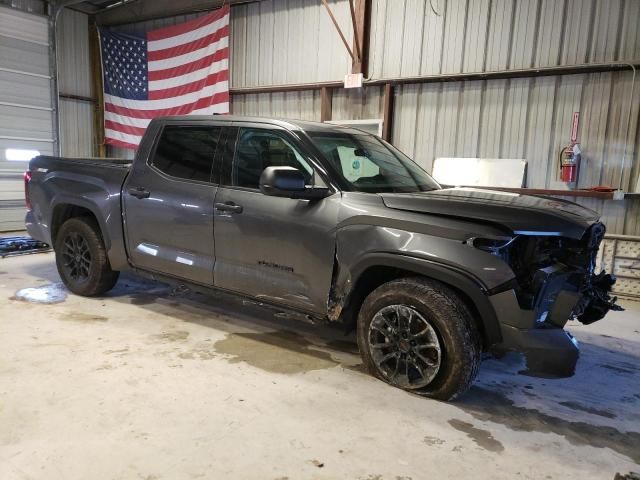 2022 Toyota Tundra Crewmax SR