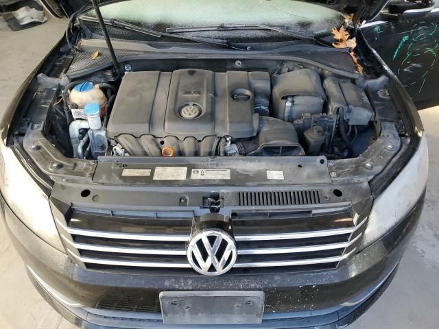 2013 Volkswagen Passat SE