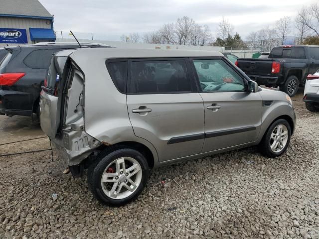 2011 KIA Soul +