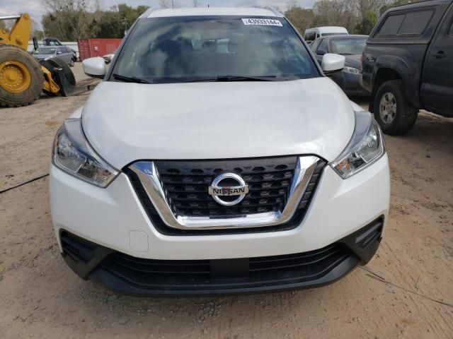 2020 Nissan Kicks SV