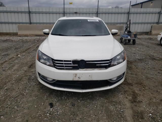 2014 Volkswagen Passat SE