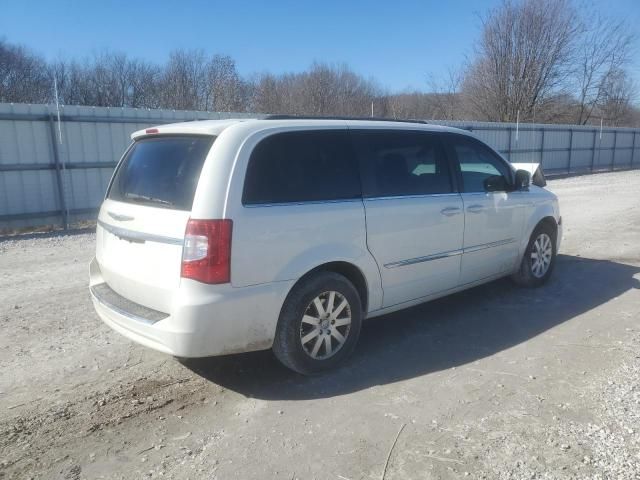 2013 Chrysler Town & Country Touring