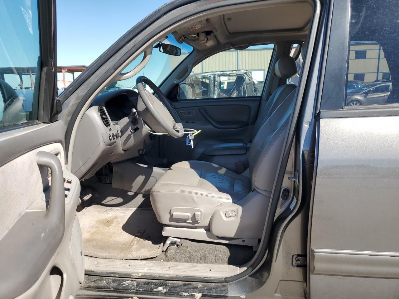 2003 Toyota Sequoia SR5