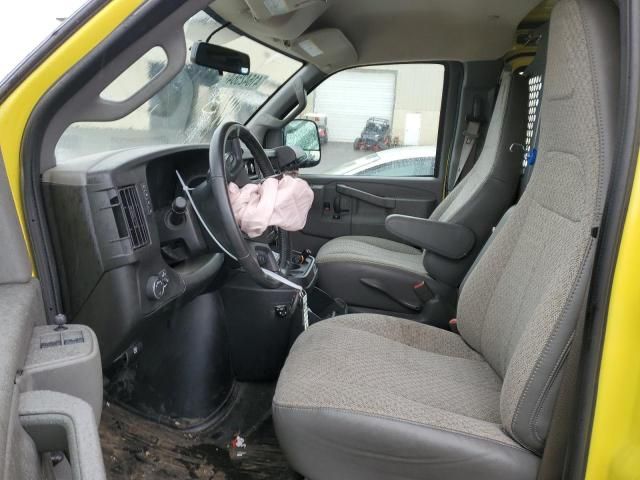 2022 Chevrolet Express G2500