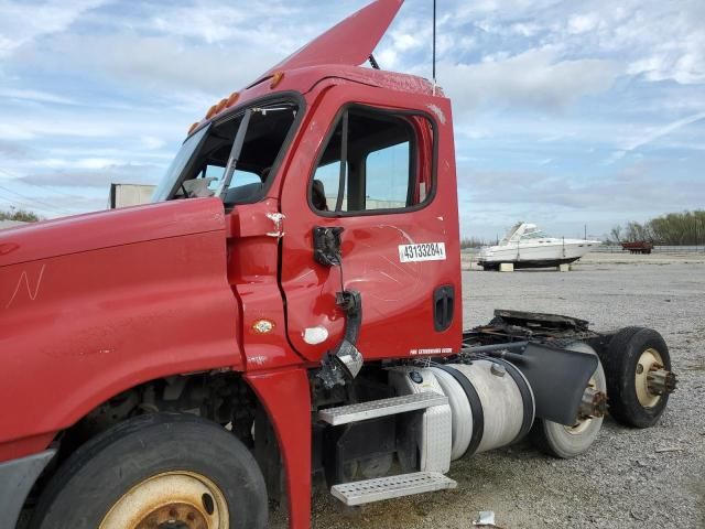 2015 Freightliner Cascadia 125