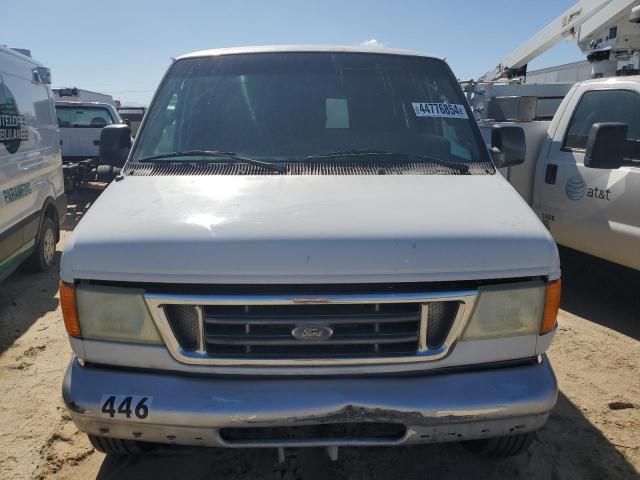 2003 Ford Econoline E350 Super Duty Wagon