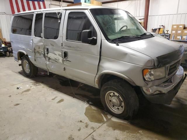 2005 Ford Econoline E350 Super Duty Wagon