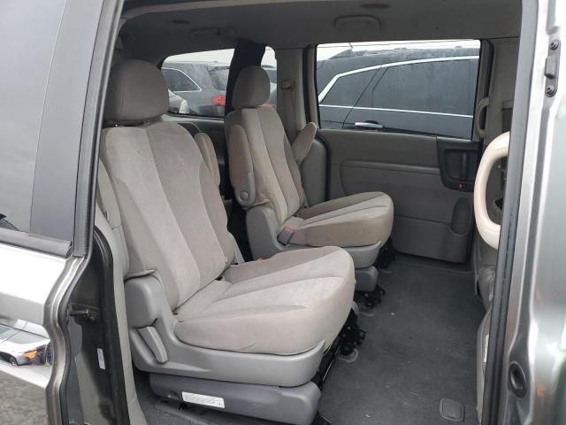 2012 KIA Sedona LX