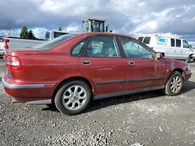 2000 Volvo S40